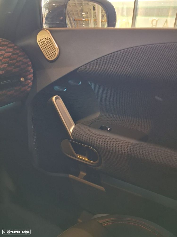 MINI Aceman John Cooper Works - 31