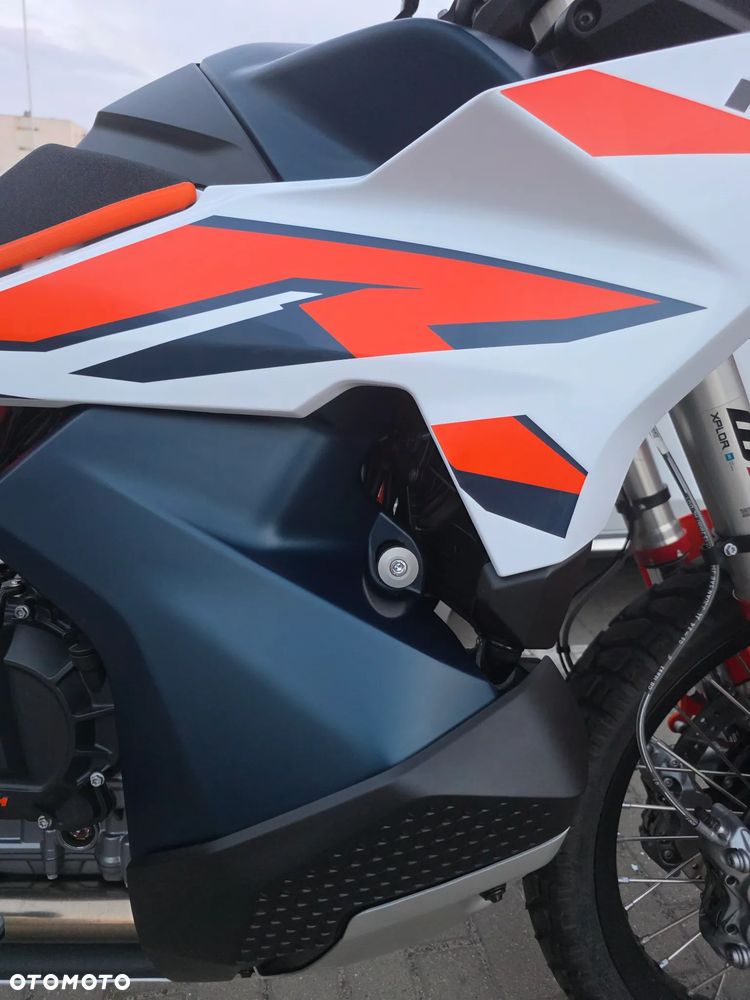 KTM Adventure 890 - 5