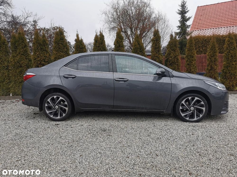 Toyota Corolla 1.6 Executive MS - 6