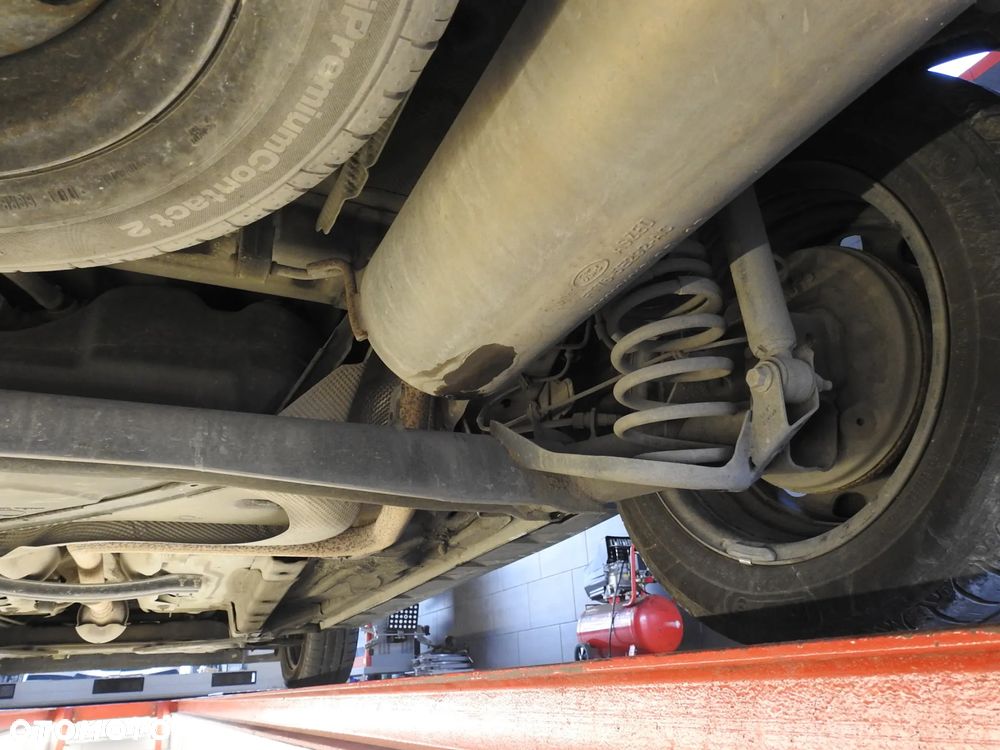 Ford Transit Courier - 14