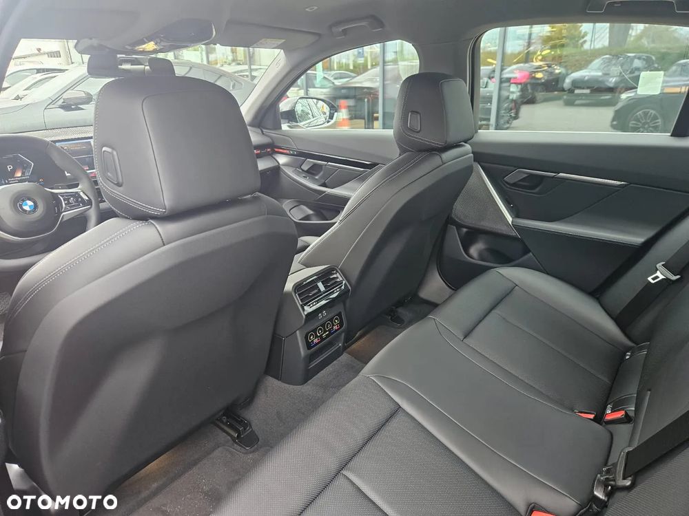 BMW Seria 5 520d xDrive - 20