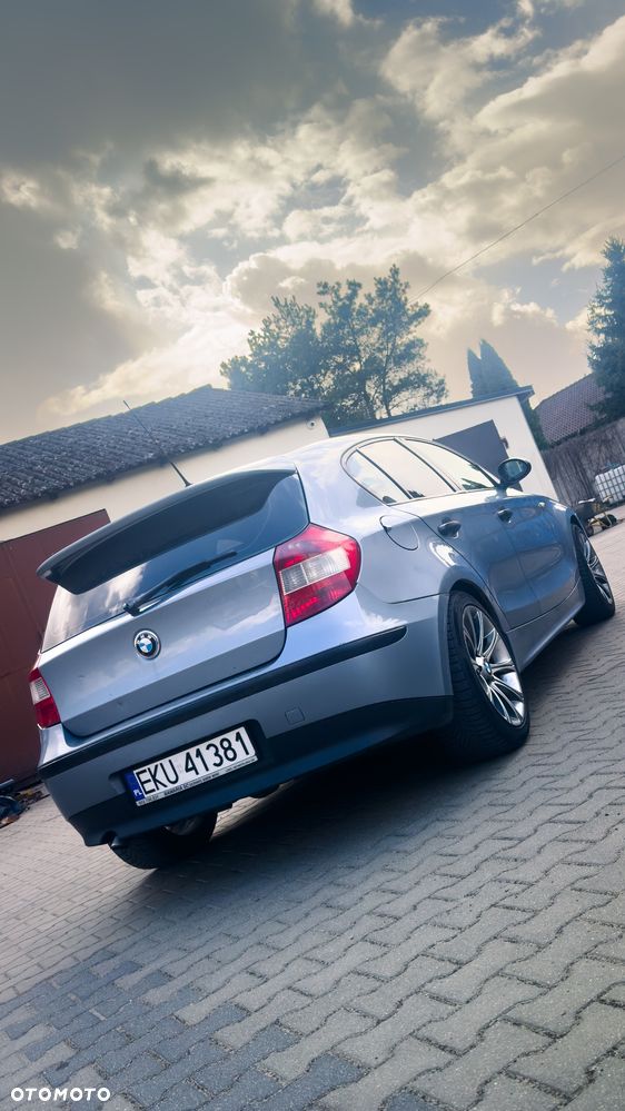BMW Seria 1 120d - 4