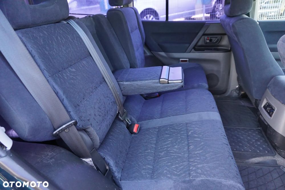 Mitsubishi Pajero 3.2 DID 7os (lea) - 15