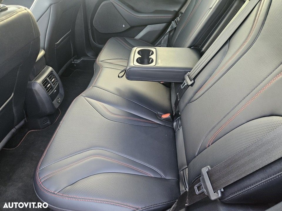 Ford Mustang Mach-E - 9