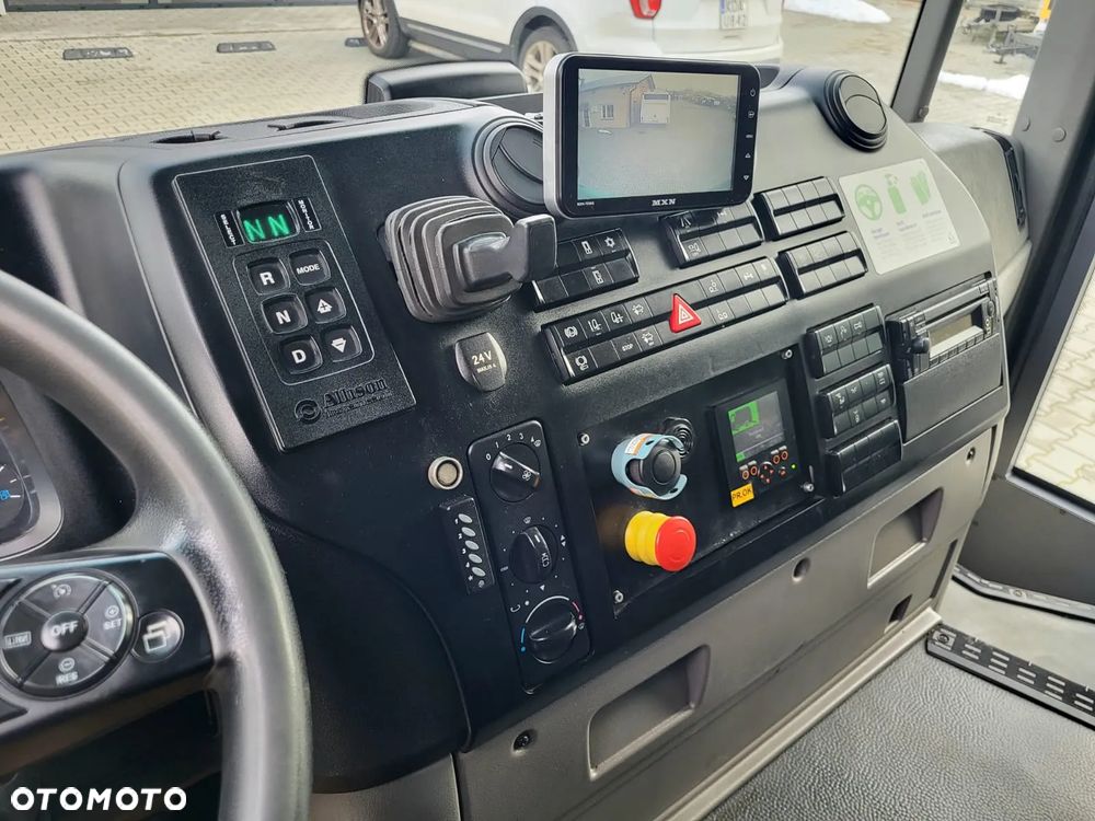 Mercedes-Benz Econic 2630 dwukomorowa - 23