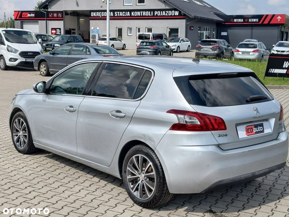 Peugeot 308 - 5