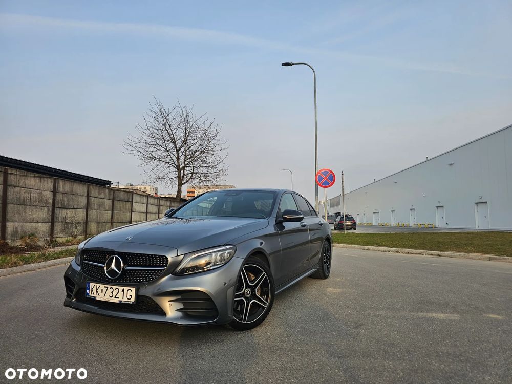 Mercedes-Benz Klasa C 220 d 4MATIC 9G-TRONIC - 2