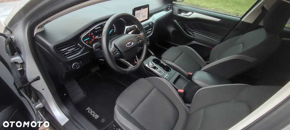 Ford Focus 1.0 EcoBoost Titanium ASS PowerShift - 18