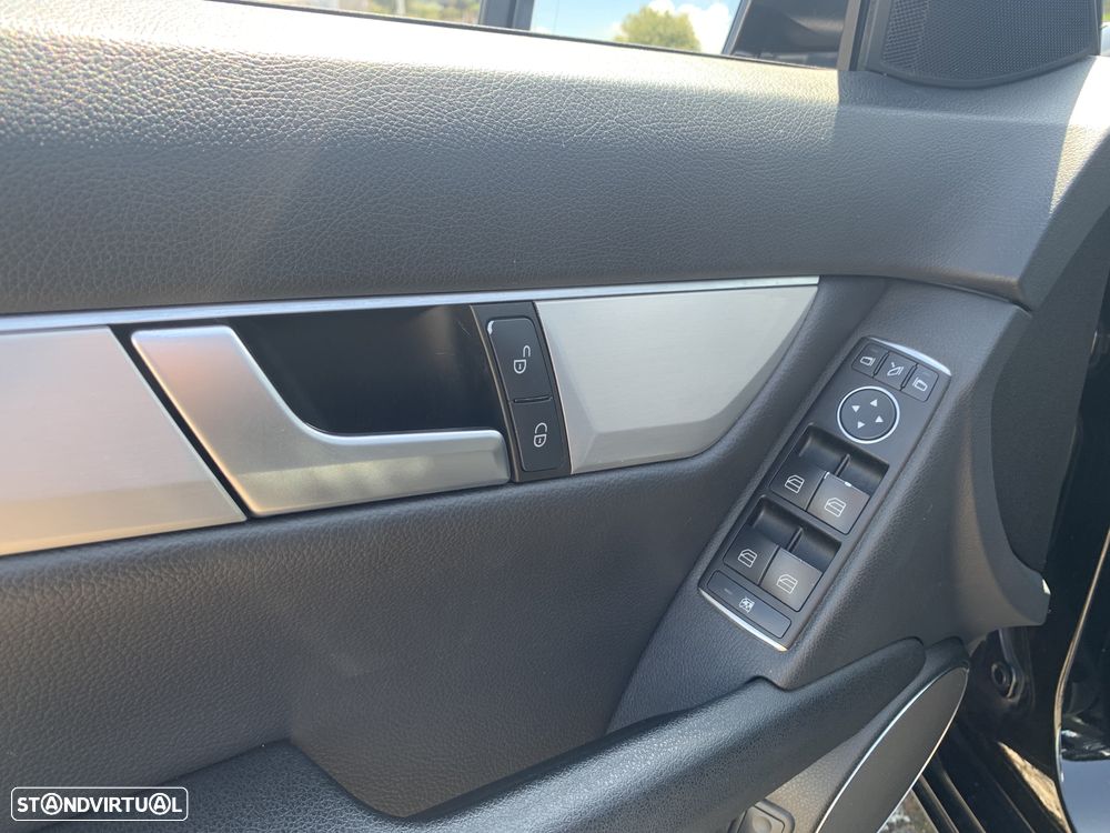 Mercedes-Benz C 220 Station CDI DPF Auto BlueEFFICIENCY Avantgarde - 12