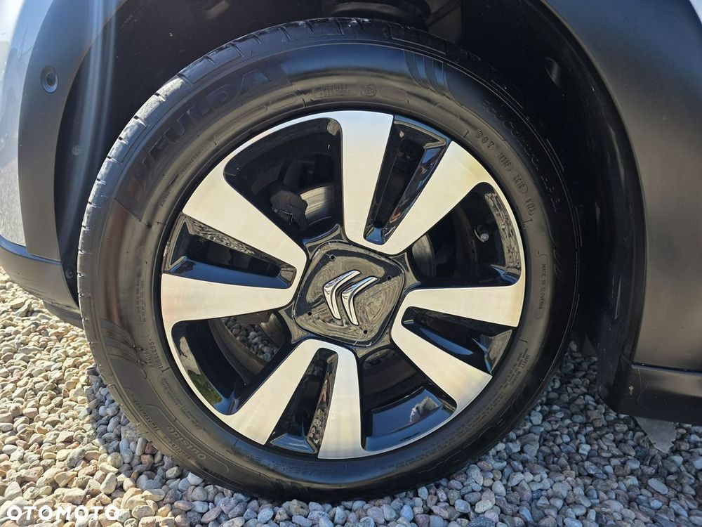 Citroën C3 1.2 PureTech GPF Shine S&S EAT6 - 10