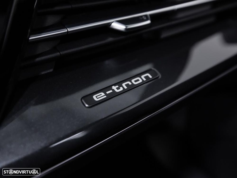 Audi Q4 e-tron 50 quattro - 21