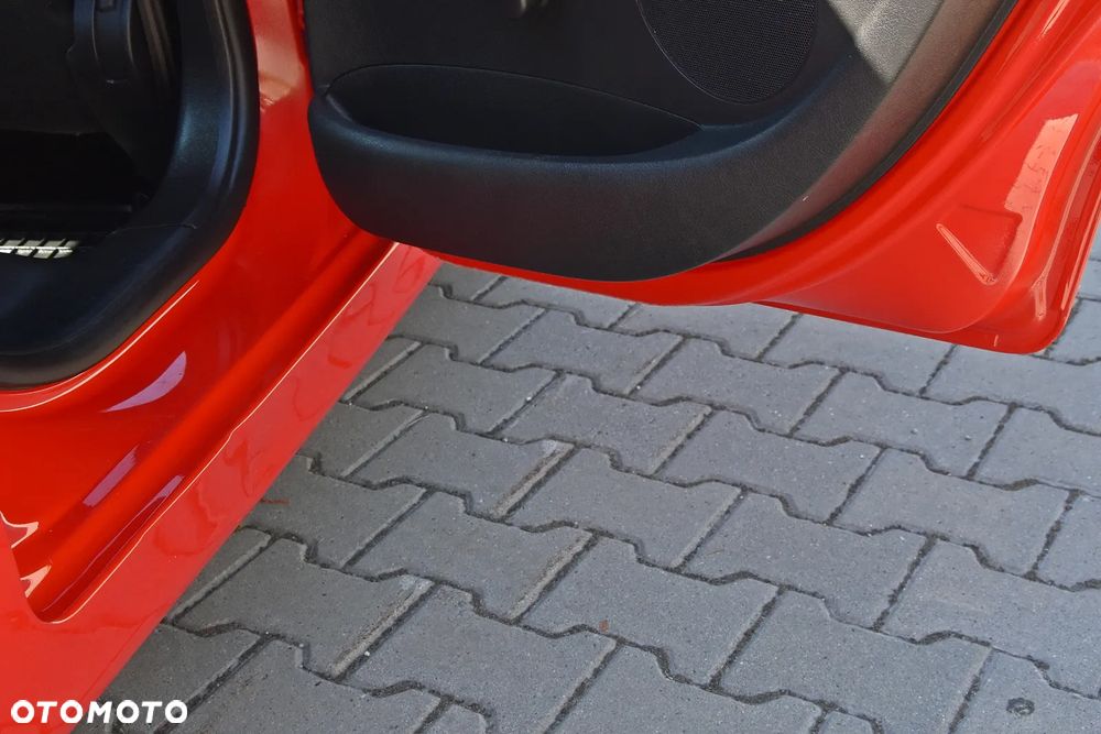 Peugeot 207 1.4 Millesim 200 - 30
