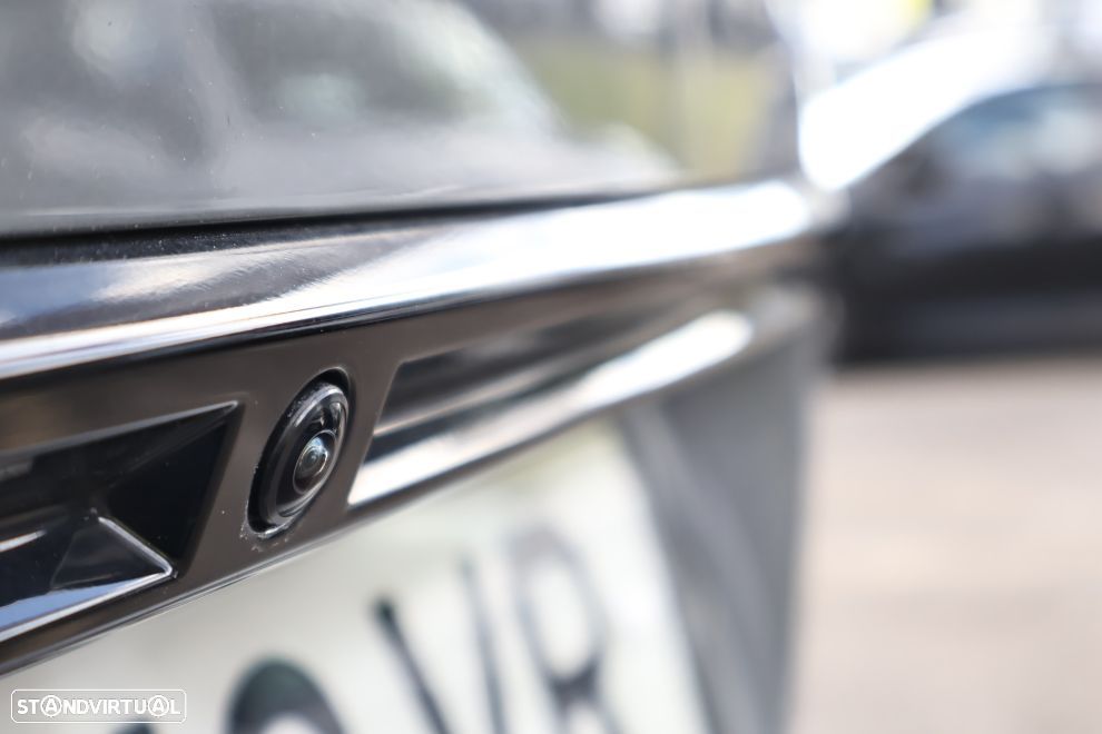 Peugeot 2008 1.2 PureTech Allure - 6