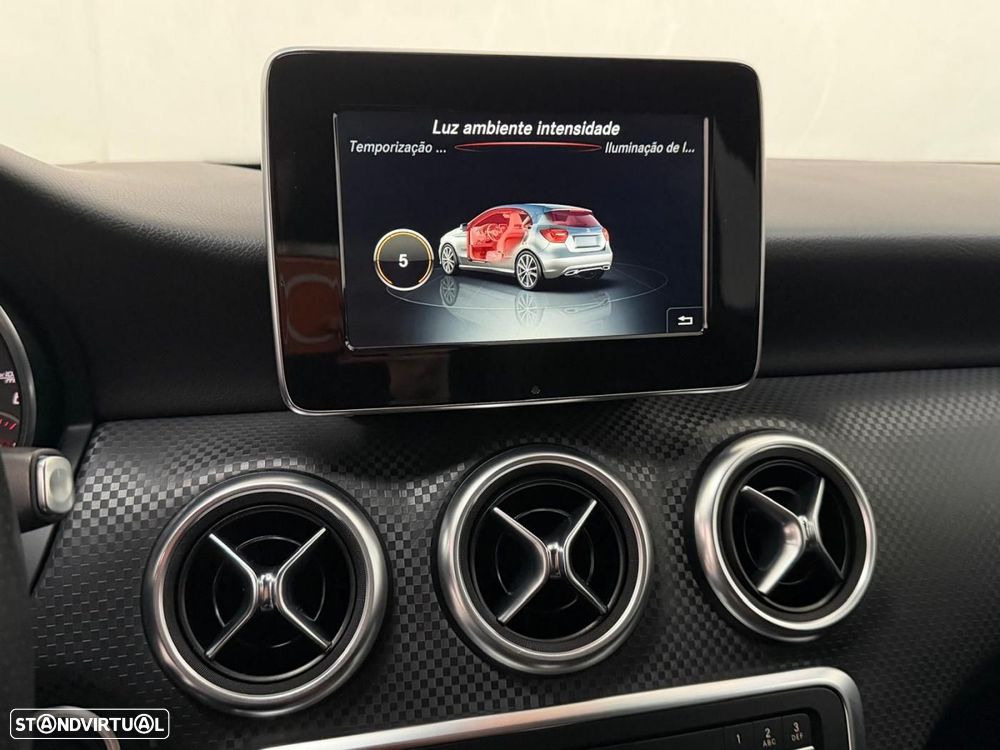 Mercedes-Benz A 180 d 7G-DCT Urban - 27