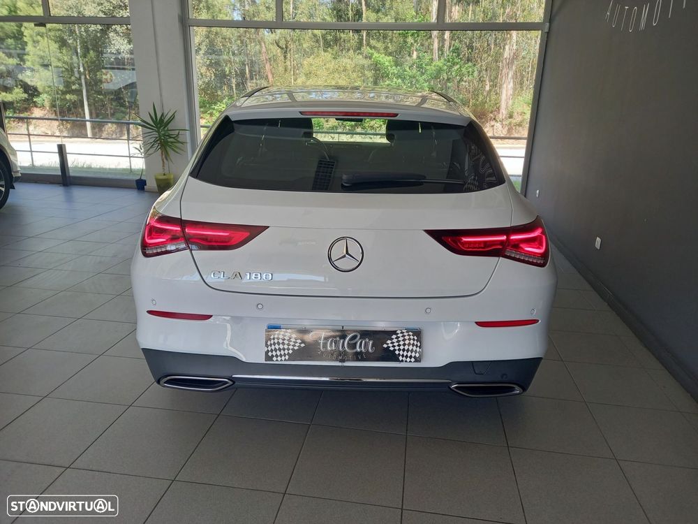 Mercedes-Benz CLA 180 - 4