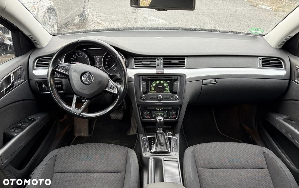 Skoda Superb 2.0 TDI Business DSG - 15