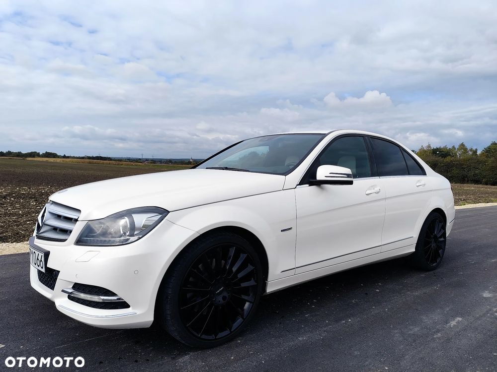 Mercedes-Benz Klasa C 350 BlueEff Avantgarde - 8