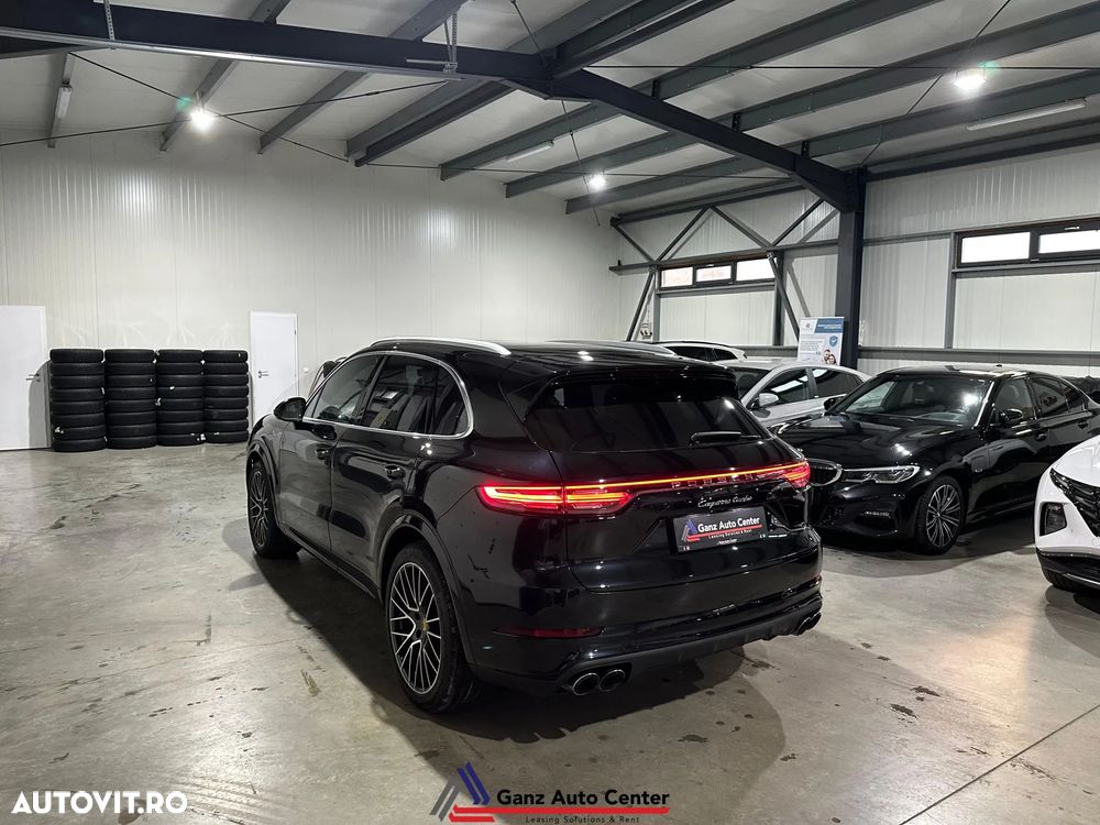 Porsche Cayenne Turbo Tiptronic S - 38