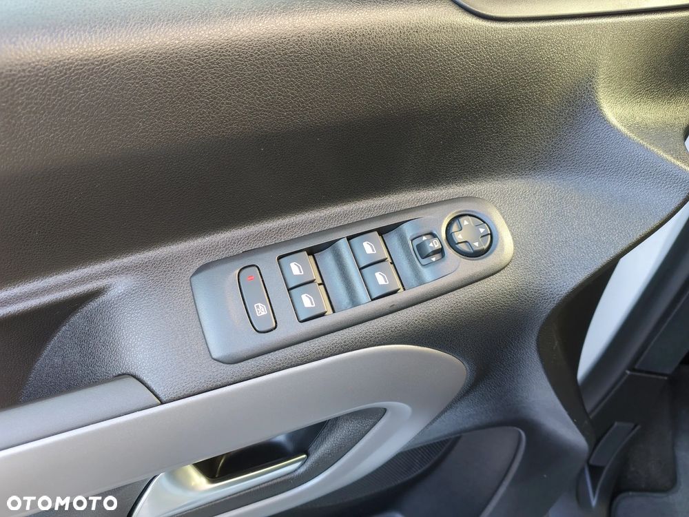 Toyota Proace City Verso - 12