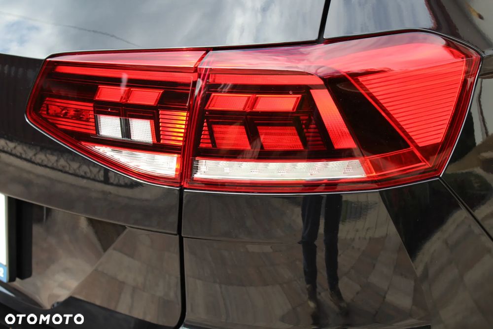 Volkswagen Passat 2.0 TSI Business DSG - 11