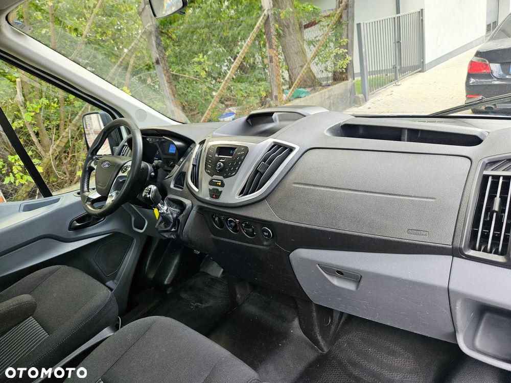 Ford transit - 18