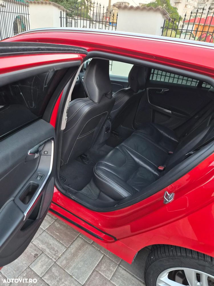 Volvo V60 - 11