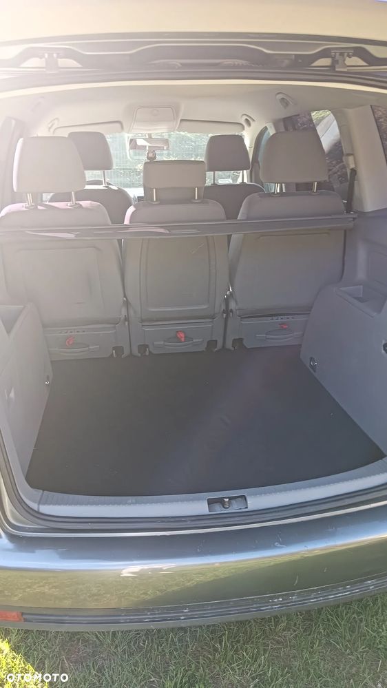 Volkswagen Touran 1.9 TDI Trendline - 15