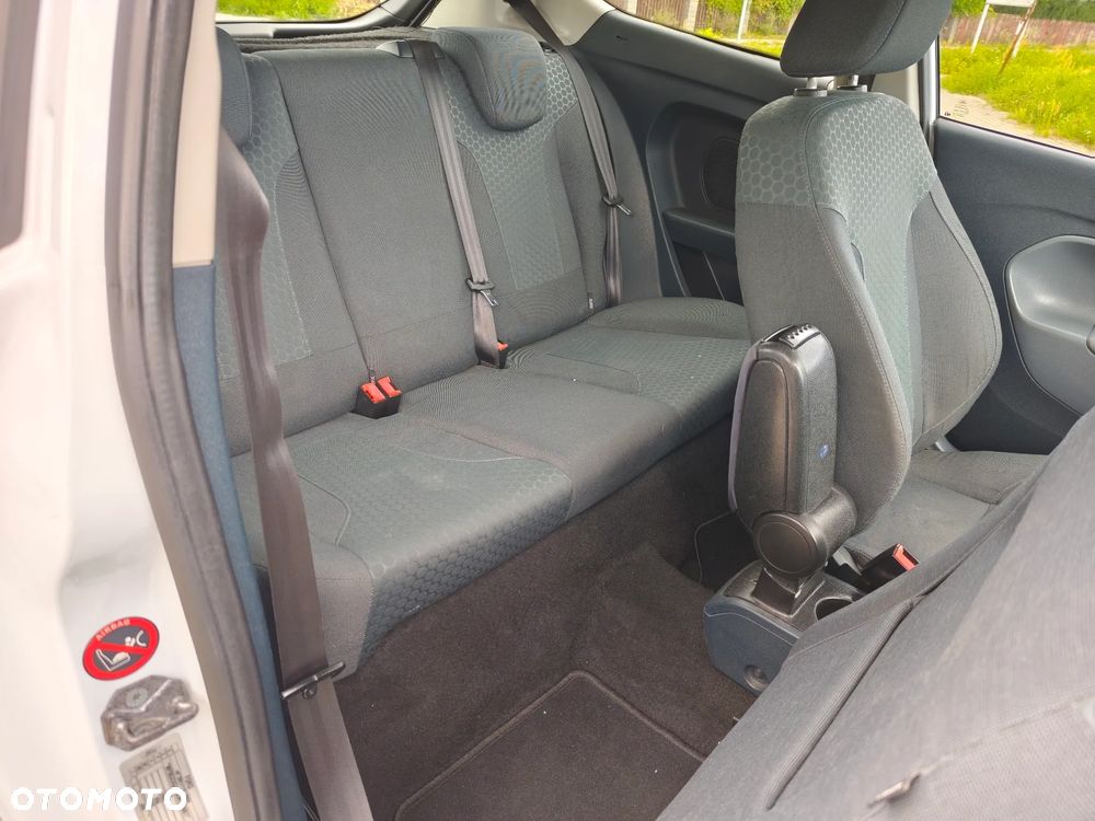 Ford Fiesta 1.6 Sport - 11