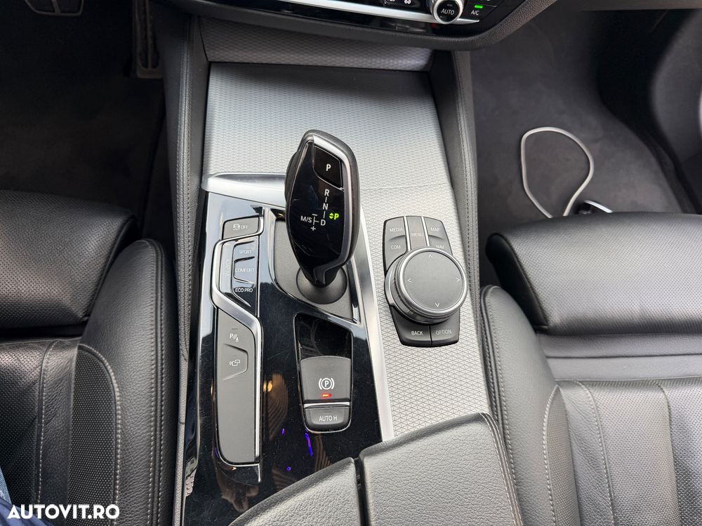 BMW Seria 5 540i xDrive Aut. - 17