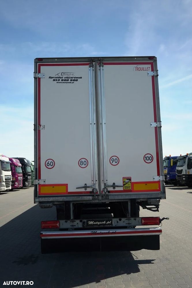 Fruehauf TROUILLET / CONTAINER / COFFER / DOUĂ AXE SAF / PODEA FOARTE REZISTENTĂ: ȘIMBĂTĂ / SAF / 2022 - 12