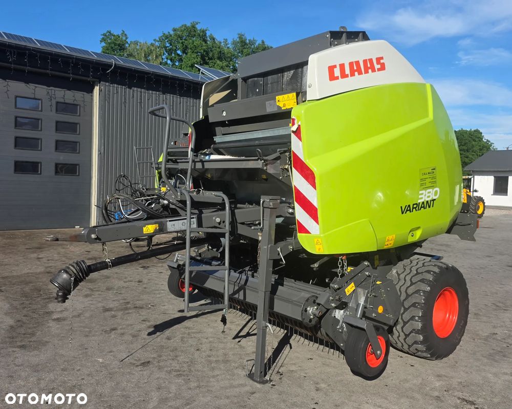 Claas Variant 380 - 20