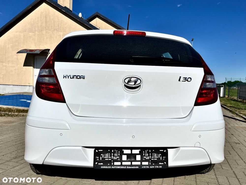 Hyundai i30 1.4 Team 08 - 6