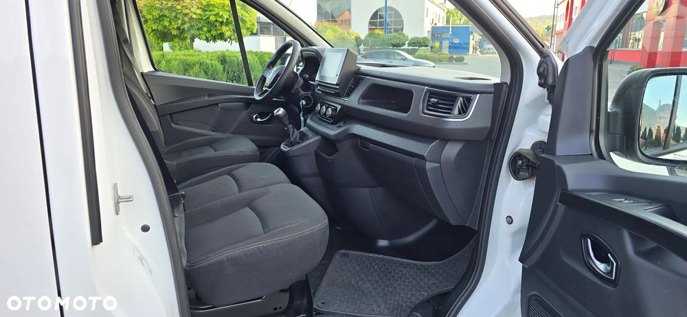 Renault Trafic - 22