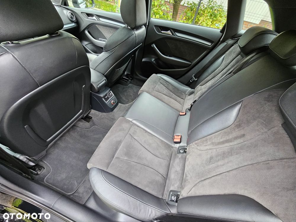 Audi A3 Sportback - 17