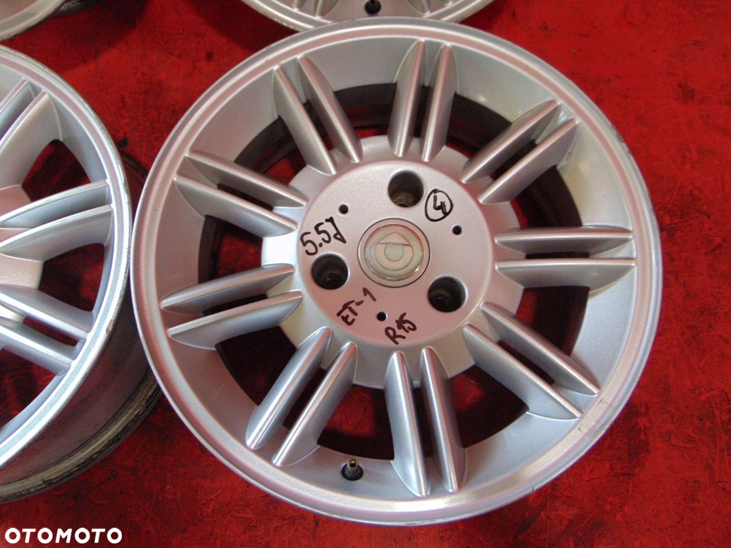 SMART ForTwo II 451 FELGI ALU 15 3x112 5,5J ET1 - 5