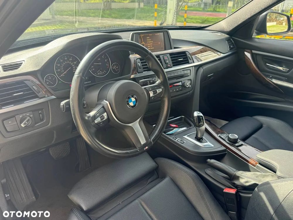 BMW Seria 3 320i Sport Line - 7