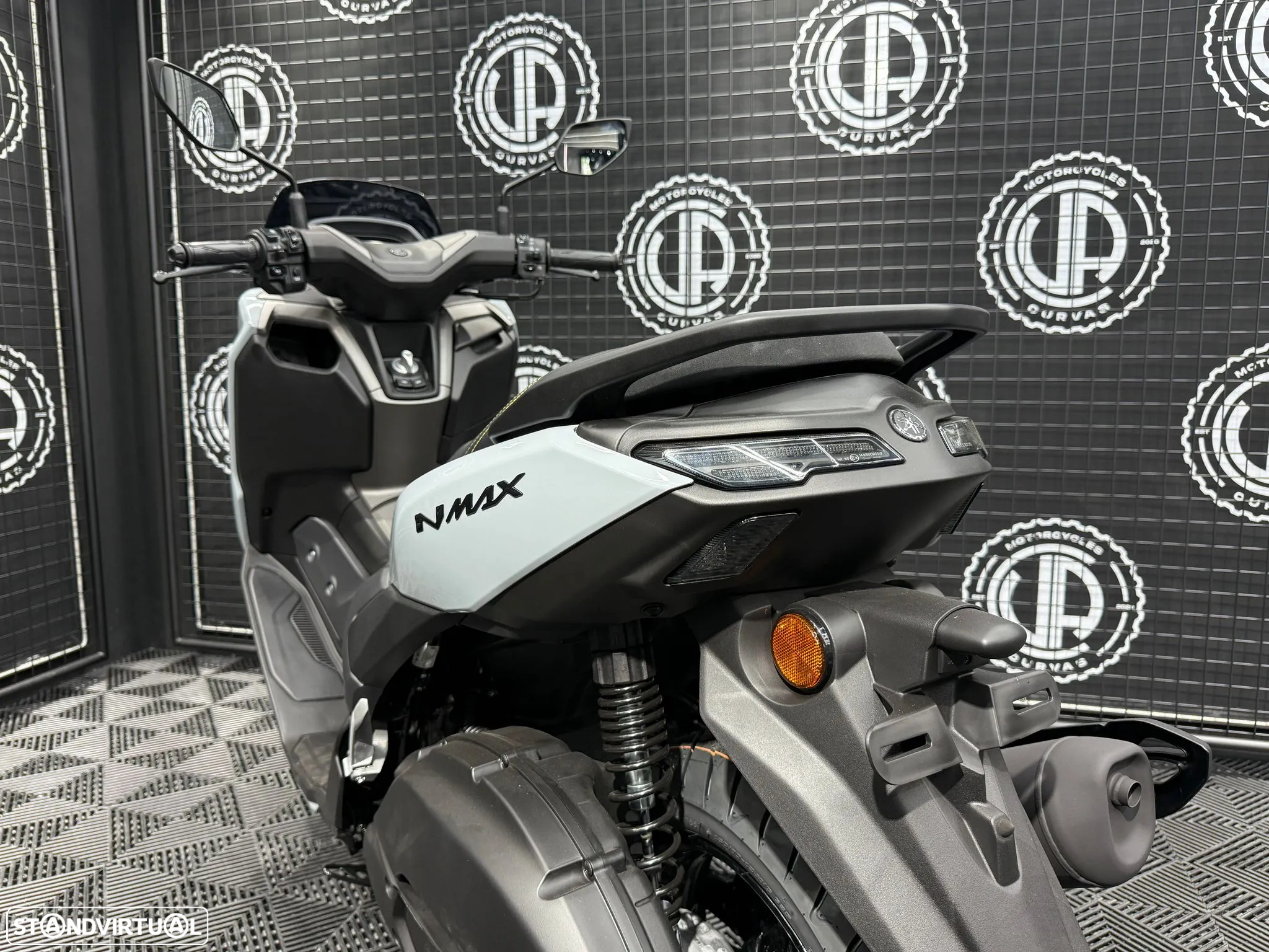 Yamaha NMAX 125 TECH MAX - 5