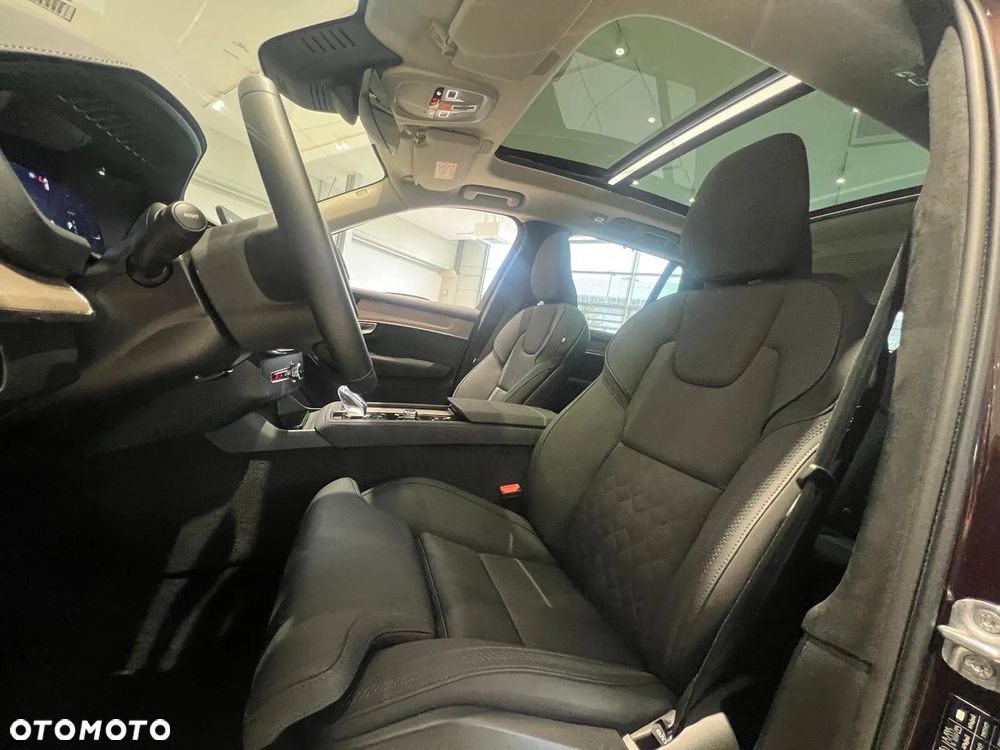 Volvo XC 90 - 3