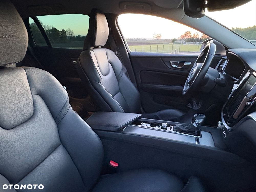 Volvo V60 D4 Inscription - 9