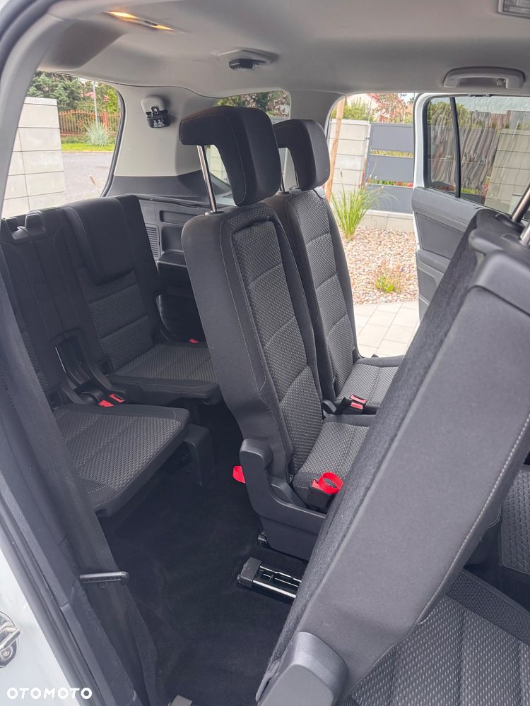 Volkswagen Touran 2.0 TDI BMT Comfortline DSG - 18