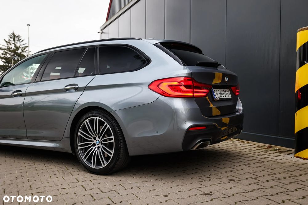 BMW Seria 5 520d M Sport Edition - 14