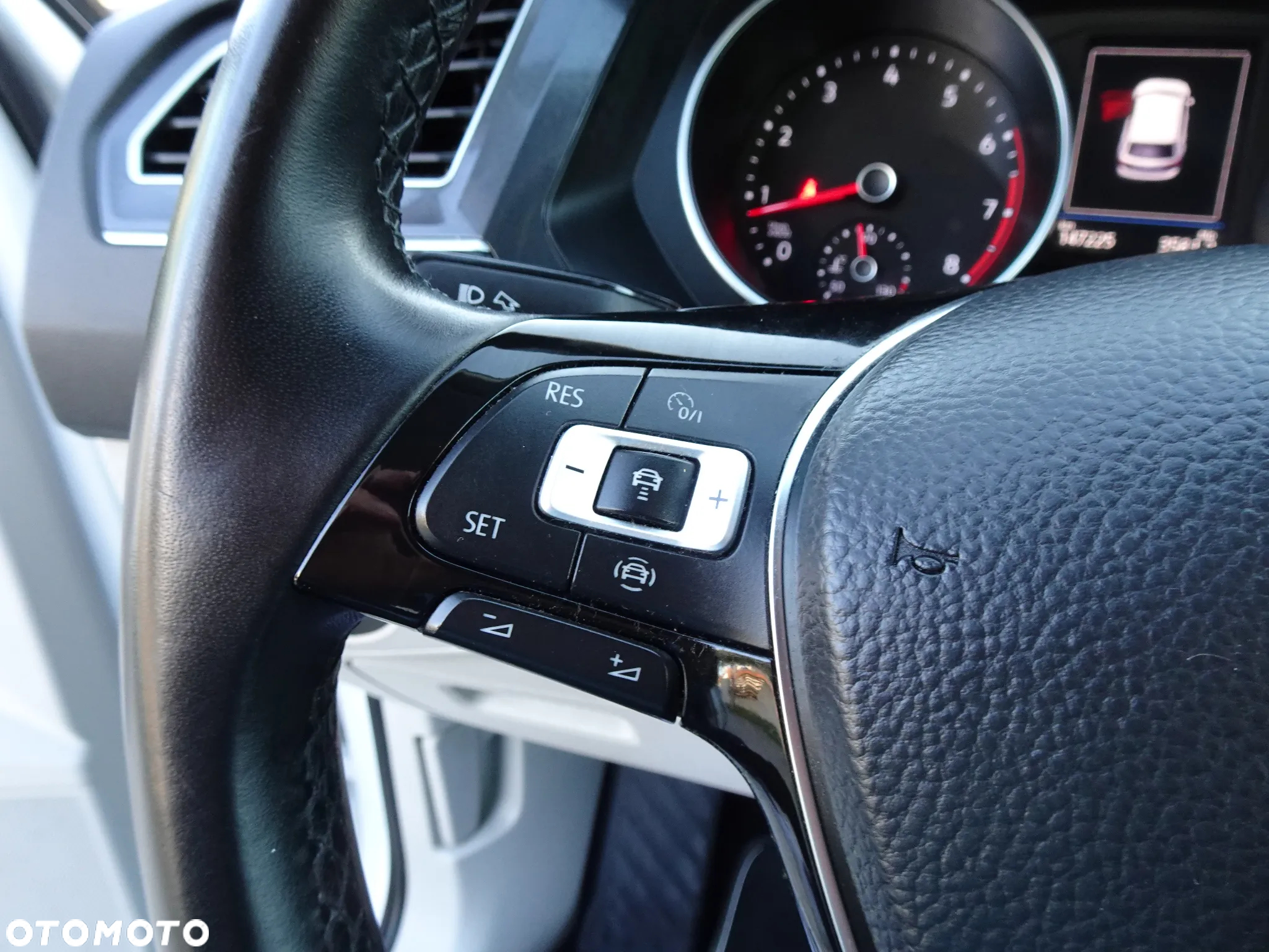 Volkswagen Tiguan 1.5 TSI EVO Comfortline - 22