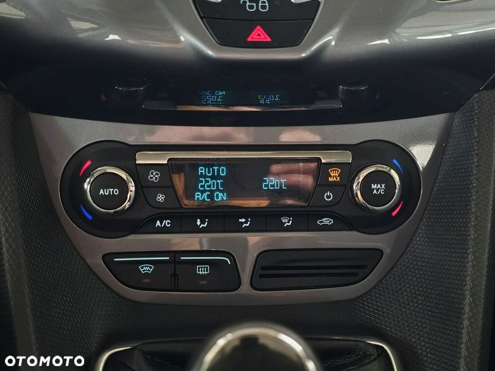 Ford Tourneo Connect - 23