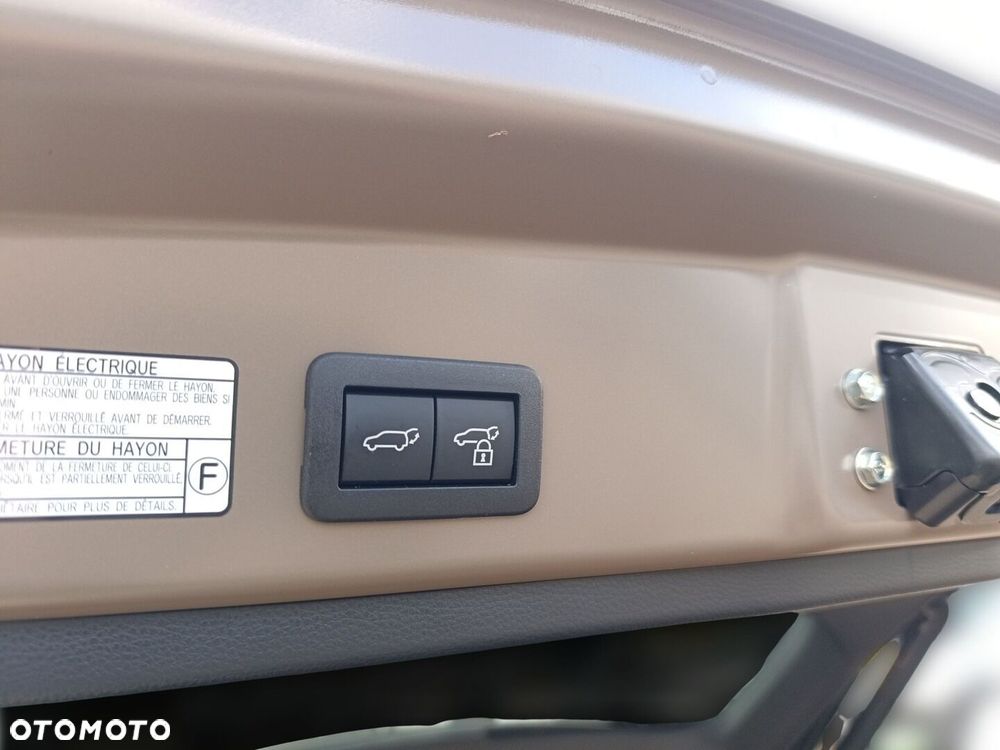 Toyota Corolla Cross 2.0 Hybrid Style - 23