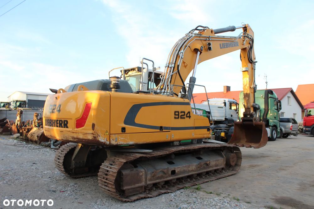 Liebherr R 924 LC z Niemiec - 3