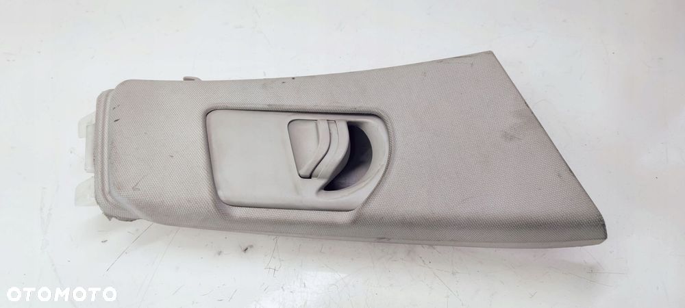 OSŁONA SŁUPKA B PRAWA AUDI A5 8T 8T8867244 - 2
