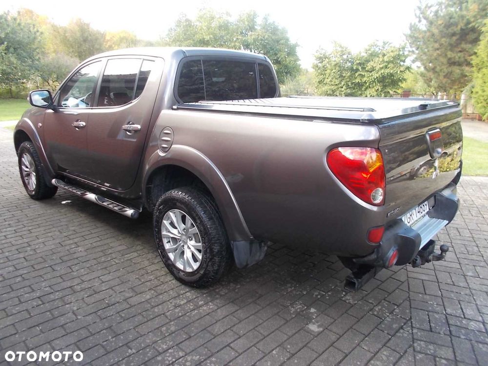 Mitsubishi L200 - 6
