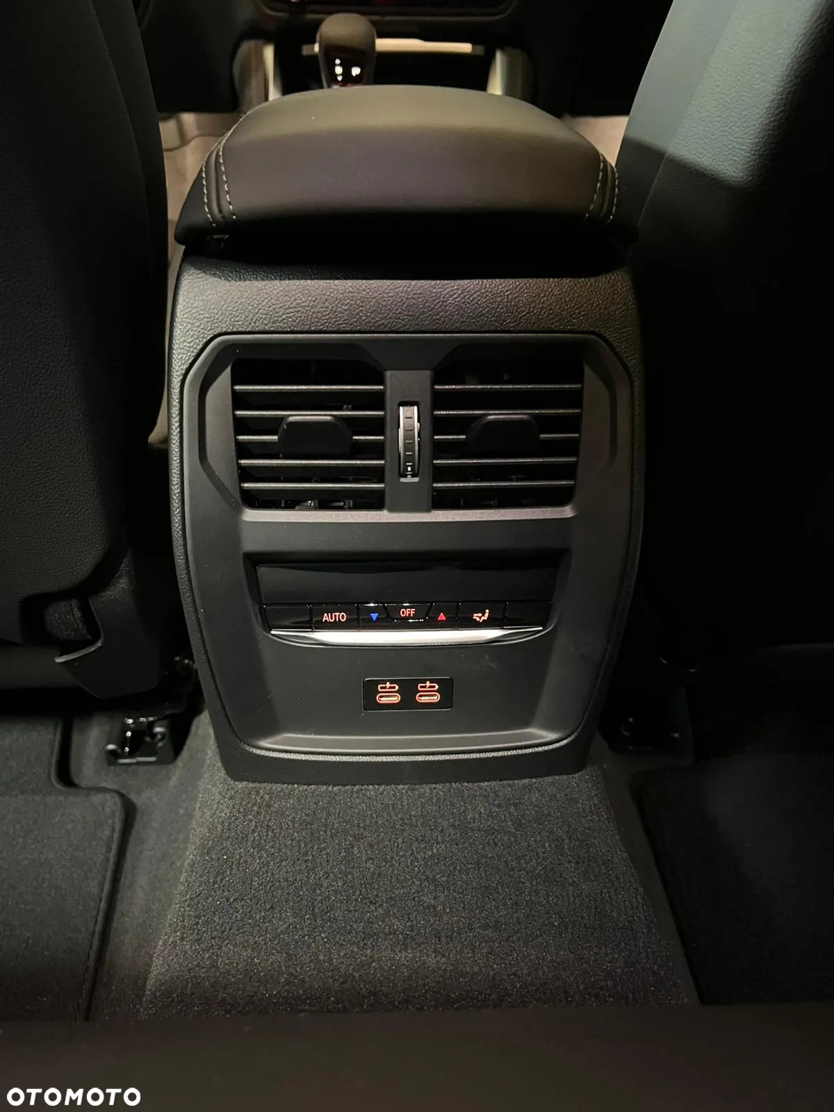 BMW M3 Competition xDrive sport - 33