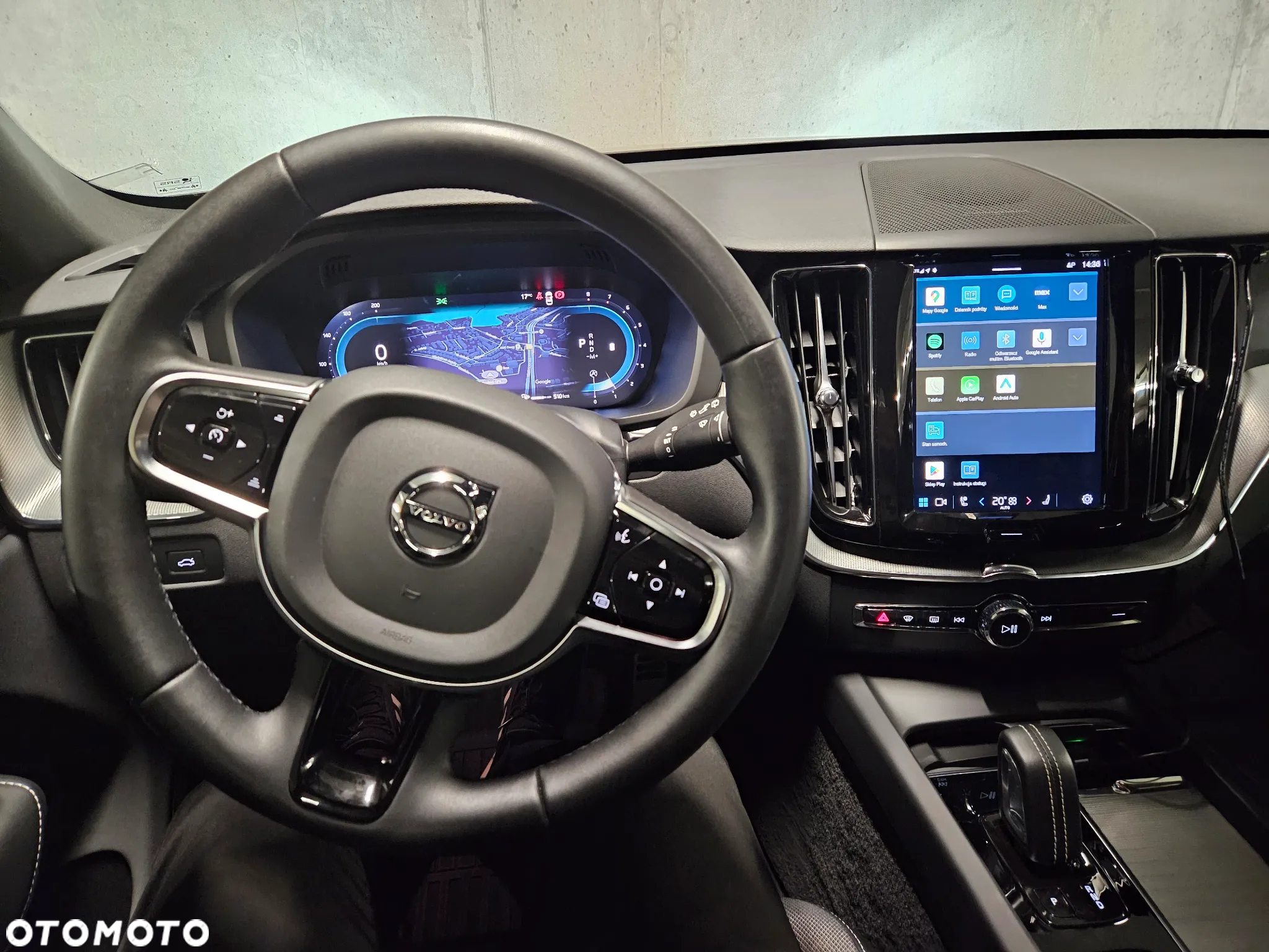 Volvo XC 60 T4 R-Design - 10