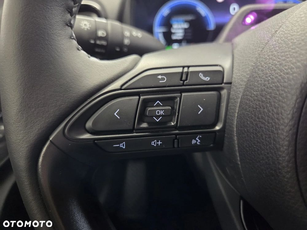 Toyota Yaris Cross Hybrid 1.5 Executive - 16